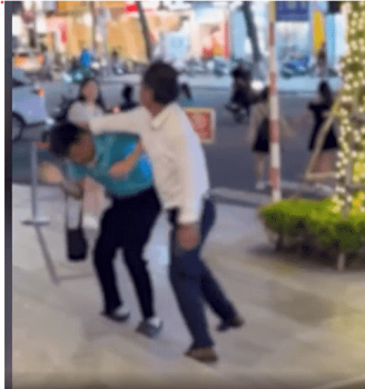 Tài xế taxi công nghệ bị tác động vật lý ở Nha Trang